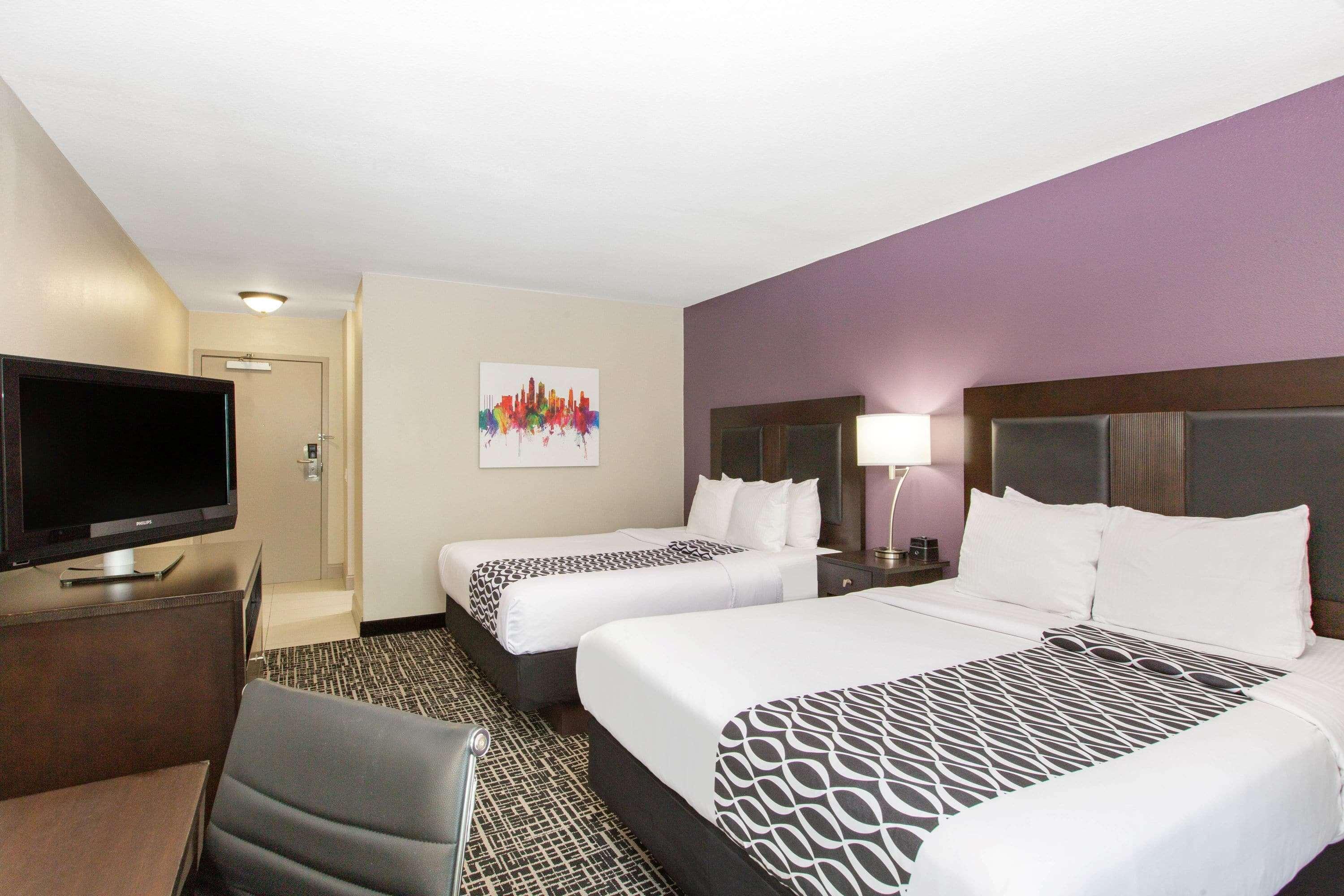 La Quinta By Wyndham Blue Springs Hotel Екстериор снимка